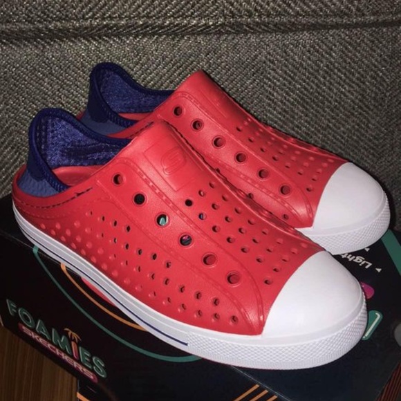 BRAND NEW boy youth skechers machine washable foamies red shoes size 2Y - Picture 7 of 8